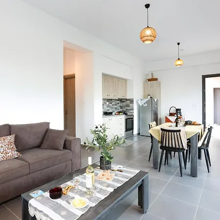 Nikolas Holiday home Gournes Gouvon